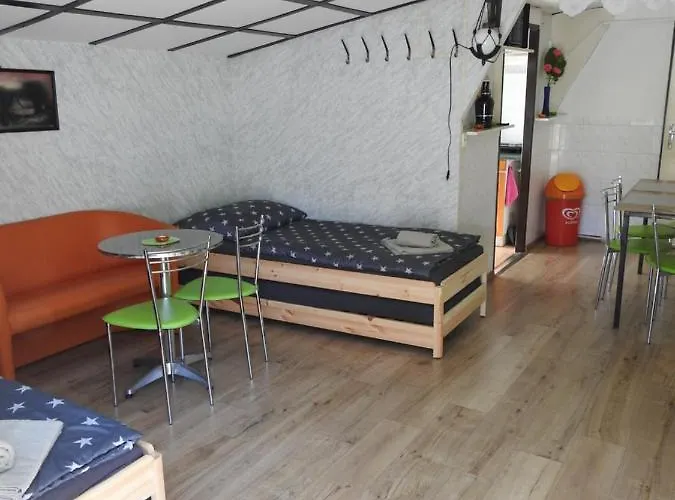 U Krokodila بيت للعطل Banska Bela