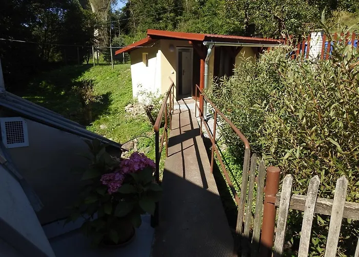 U Krokodila بيت للعطل Banska Bela